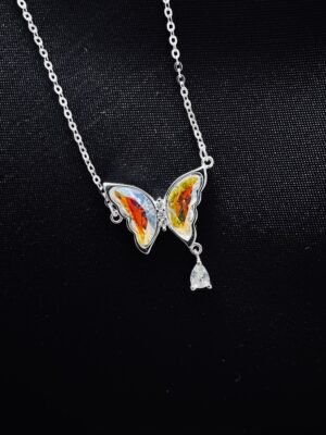 Collar Mariposa Dorada