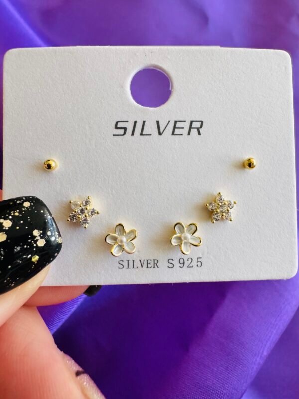 Set de Aritos Flores