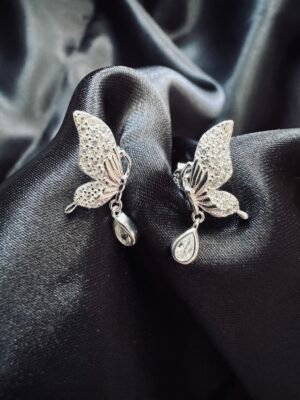 Aros Mariposa con Circón 🦋