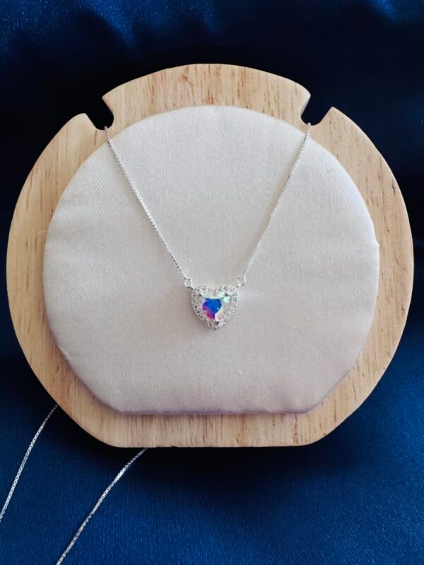 Collar Corazón Iridiscente