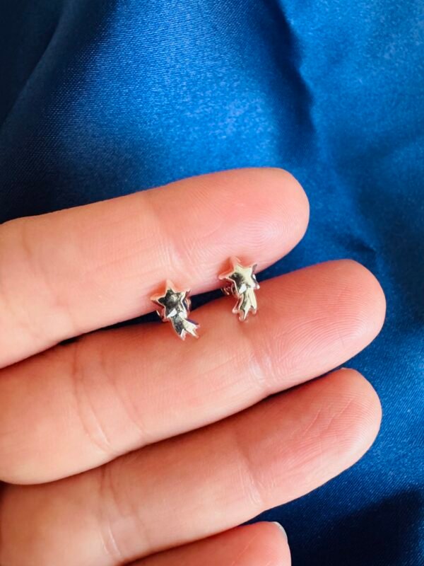 Aros con Tope Estrella Fugaz 💫