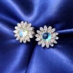 Aros Flor con Piedra Luna