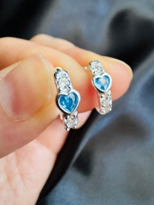 Argolla Huggie Corazón Azul 💙