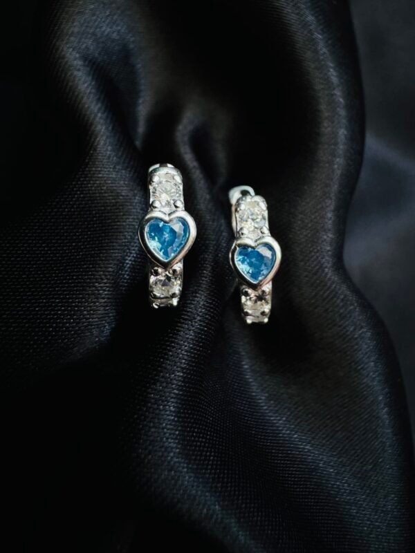 Argolla Huggie Corazón Azul 💙