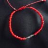 Pulsera de Hilo Rojo Cristales y Nudo de Bruja