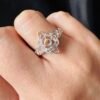 Anillo Nudo de Bruja y Piedra Luna
