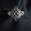Anillo Nudo de Bruja y Piedra Luna