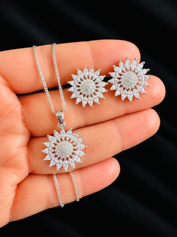 602DC1DD-272D-412A-9143-CAB9D6BAA9DA Conjunto Girasol Brillante 🌻