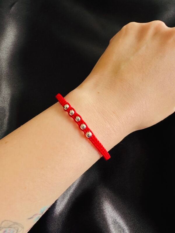 IMG_4170 Pulsera de Hilo Rojo con Esferas