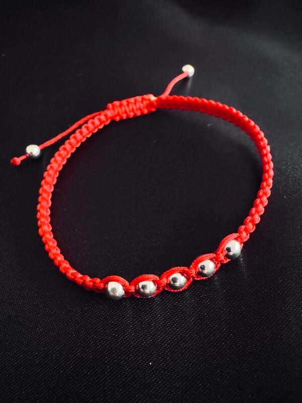 IMG_4171 Pulsera de Hilo Rojo con Esferas