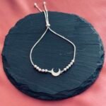 Pulsera Ajustable Luna con Esferas