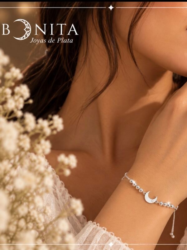 Pulsera Ajustable Luna con Esferas